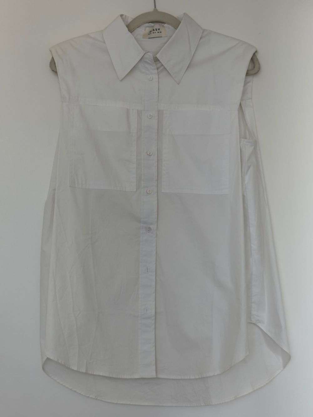 DISSH NWOT Sleeveless White Button-Down Shirt